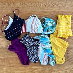*9*  Women's Swim Pieces (4 Tops + 5 Bottoms)